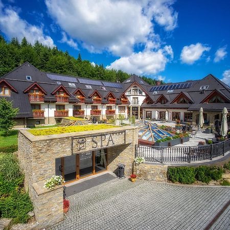 Hotel & Spa Czarny Gron Rzyki Exterior photo