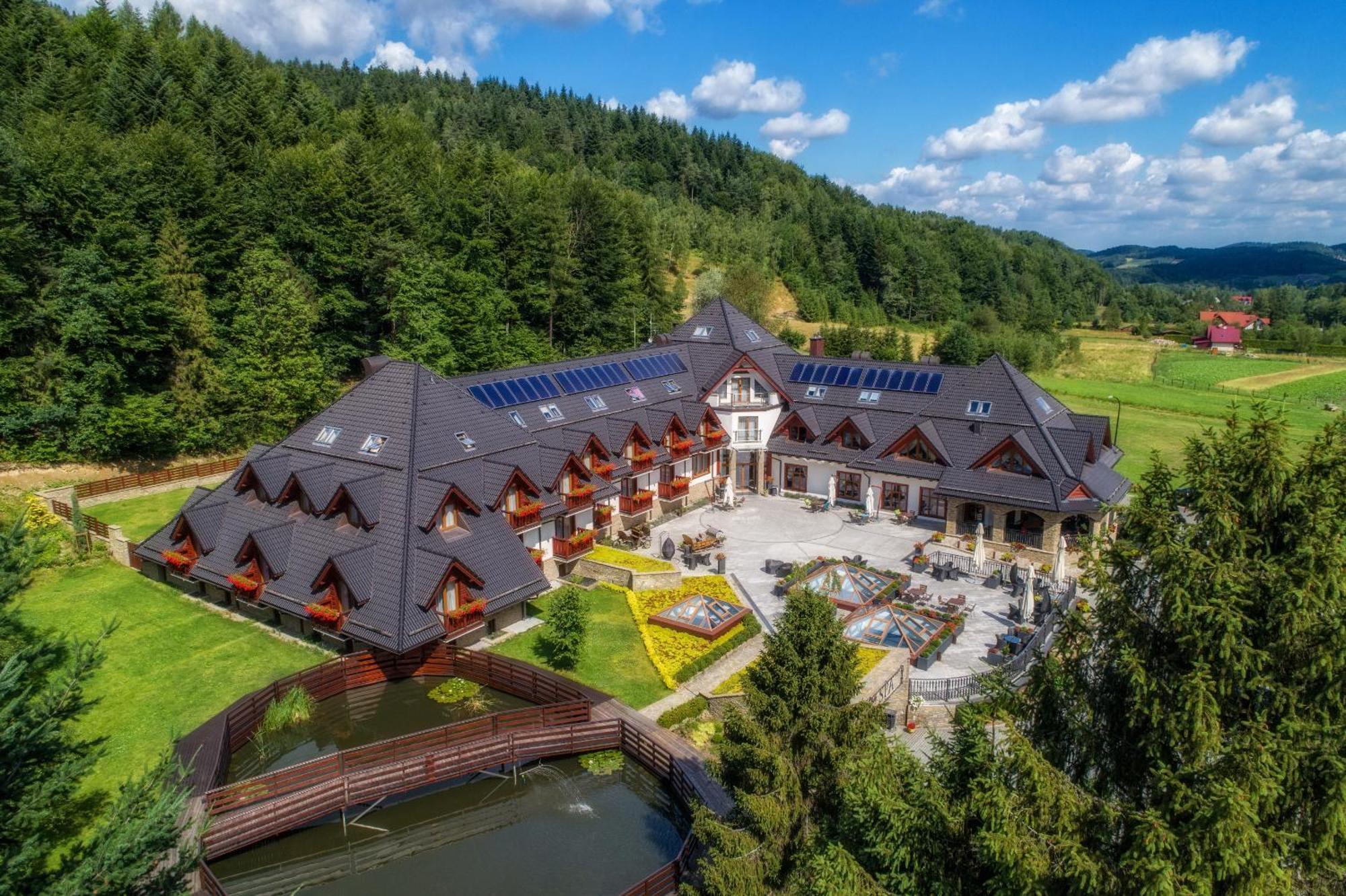 Hotel & Spa Czarny Gron Rzyki Exterior photo