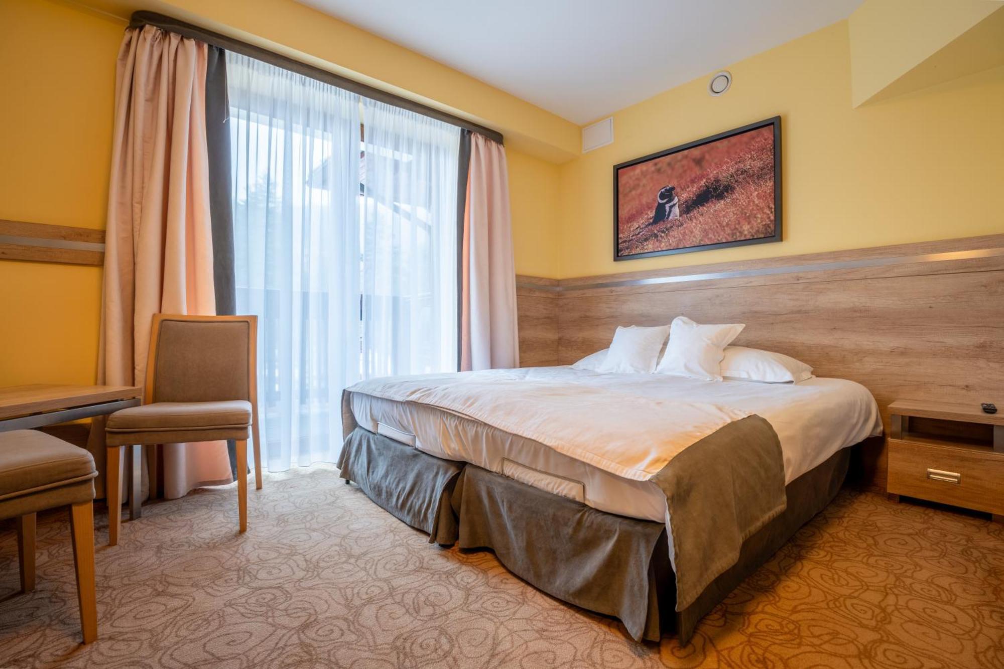 Hotel & Spa Czarny Gron Rzyki Room photo